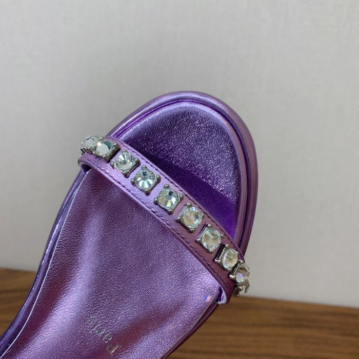 Босоножки фото 6