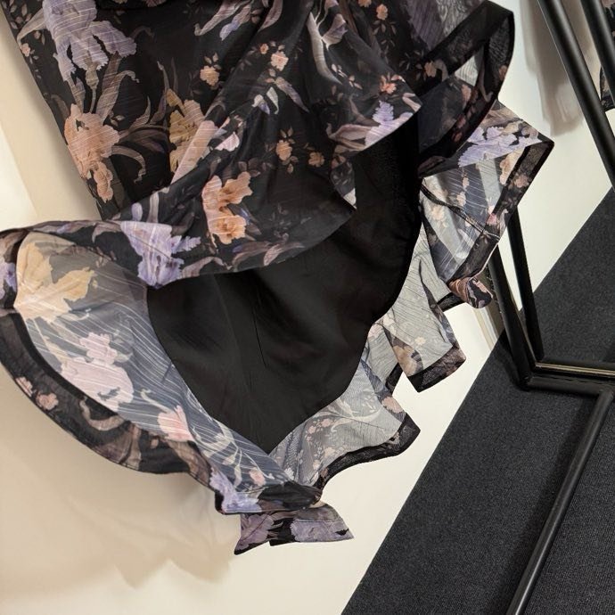 Костюм жіночий фото 3