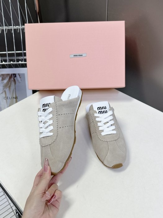 Кросівки фото 4