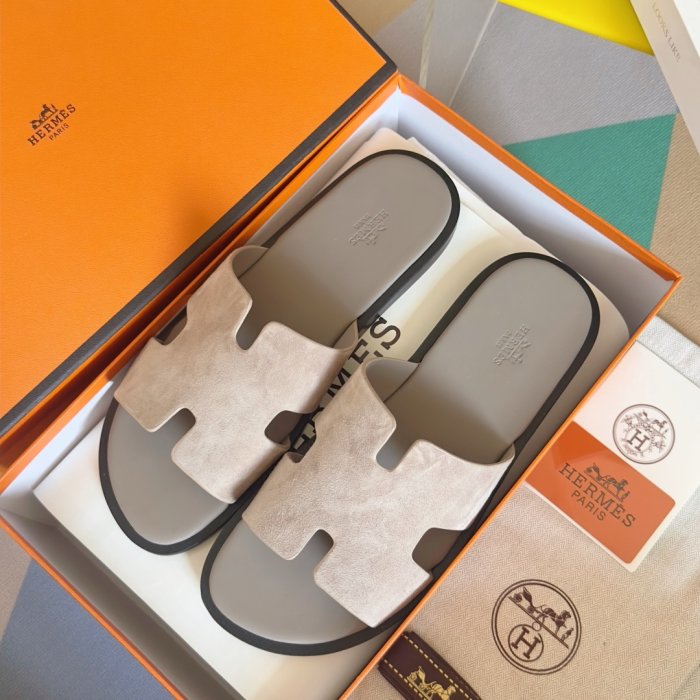 Шлепанцы женские фото 5