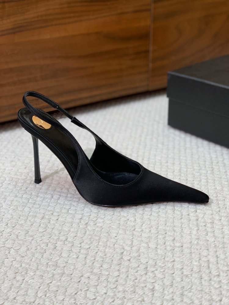 Босоножки фото 6