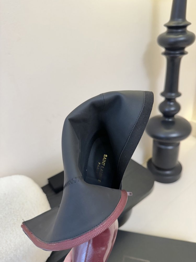 Сапоги женские фото 8