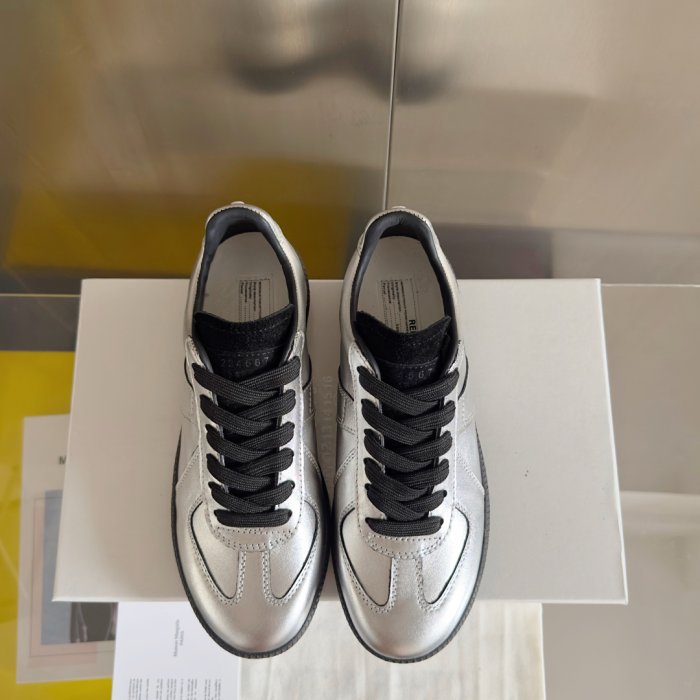 Кросівки фото 7