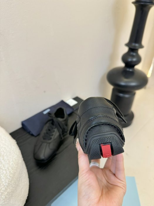 Кроссовки фото 7