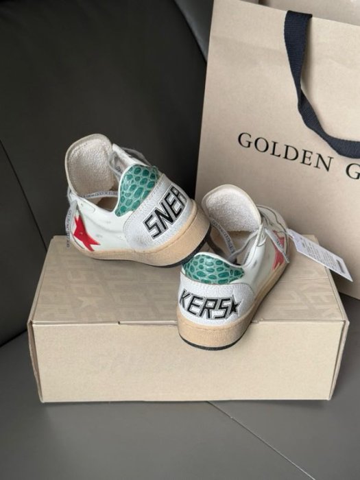 Кроссовки фото 6