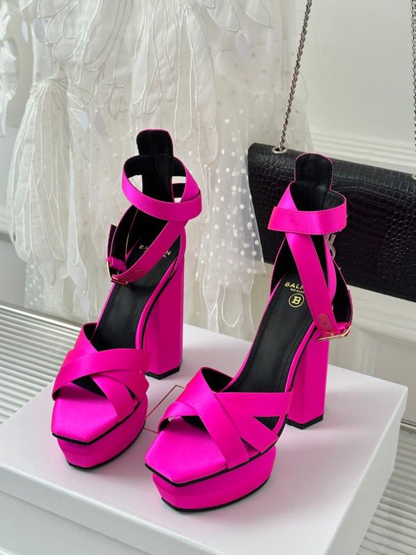 Sandals on platform and high heel фото 2