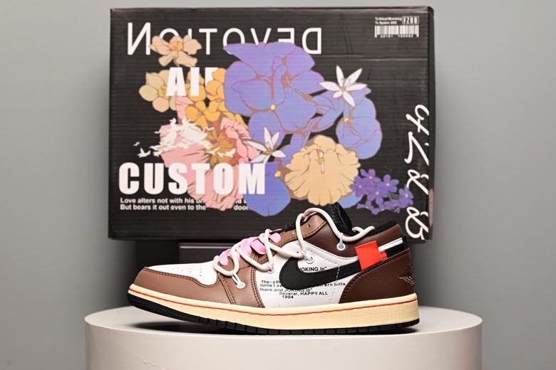 Кроссовки Air Jordan 1 Low