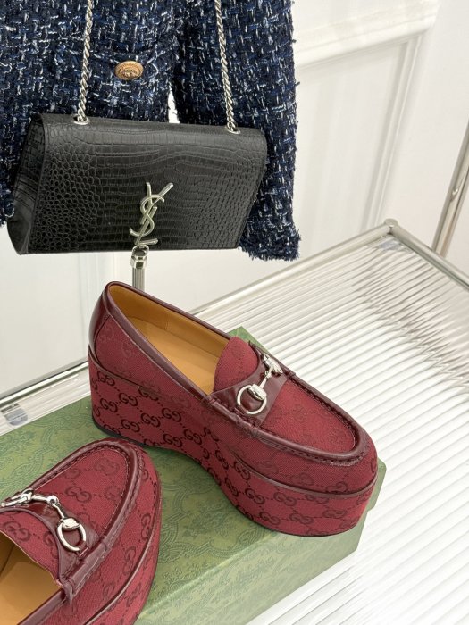 Туфлі жіночі фото 5