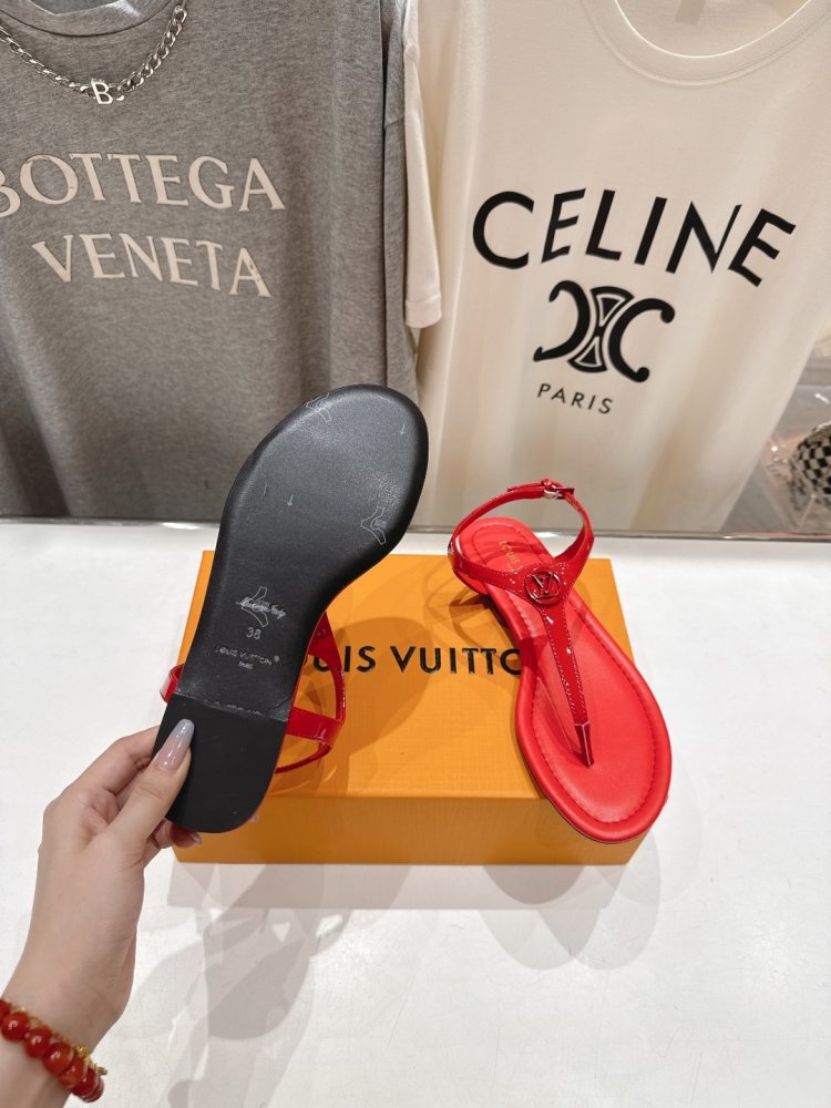 Сандалии женские фото 9