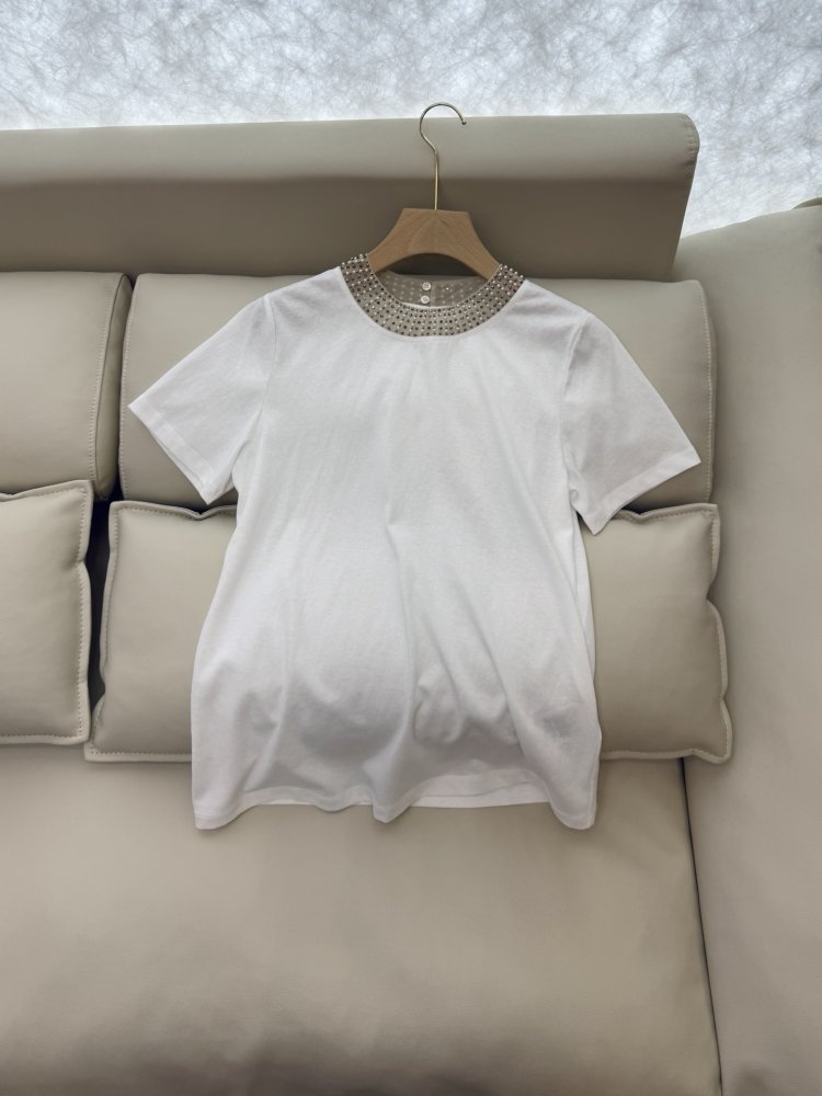 T-shirt women's фото 3