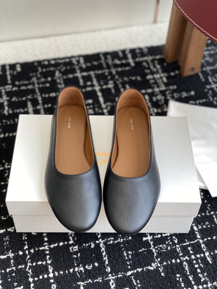 Ballet shoes leather