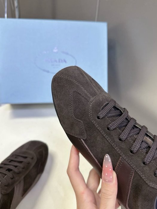 Кроссовки фото 5