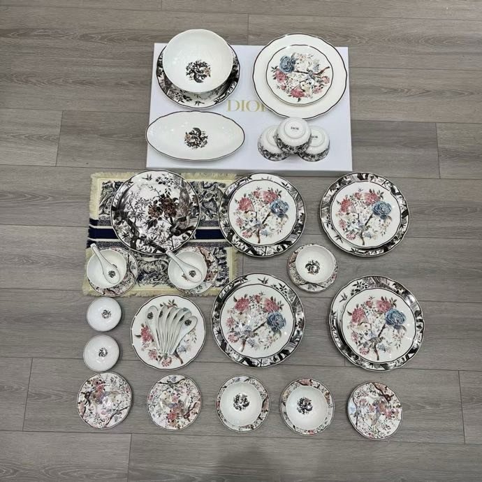 Set crockery of костаного porcelain series Winter garden, 41 subject