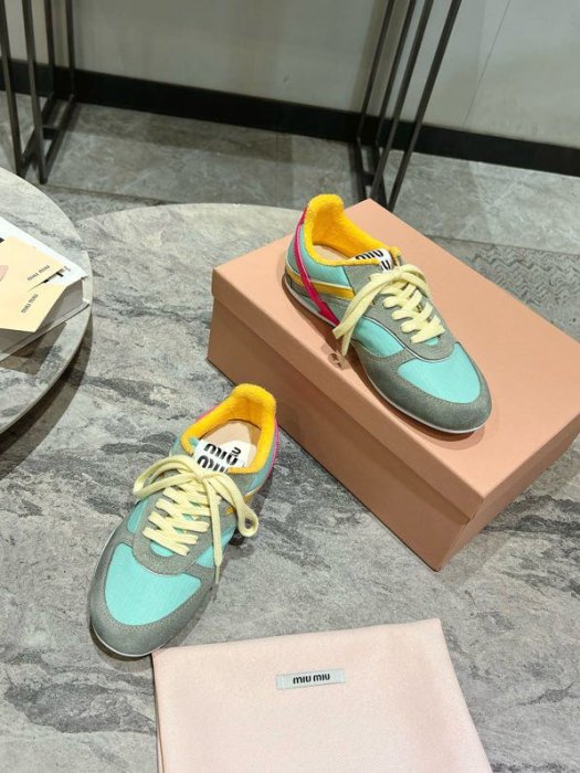 Кроссовки фото 2