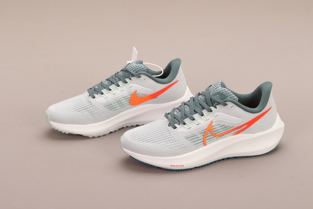 Кросівки Air Zoom Pegasus 39 Pure Platinum Total Orange DH4071-003