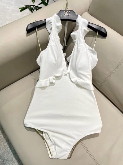 Swimsuit фото 7