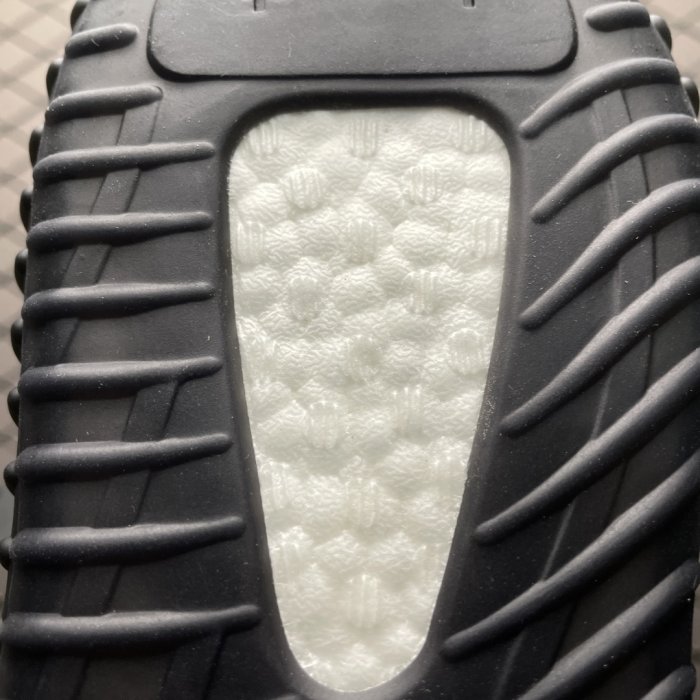 Кроссовки Yeezy Boost 350V2 фото 8