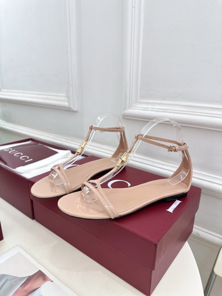 Босоножки фото 4