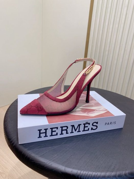 Босоножки фото 8