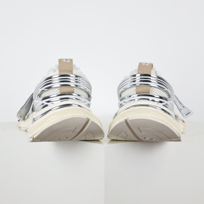 Кросівки фото 8