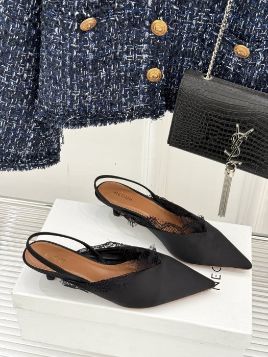 Босоніжки фото 3