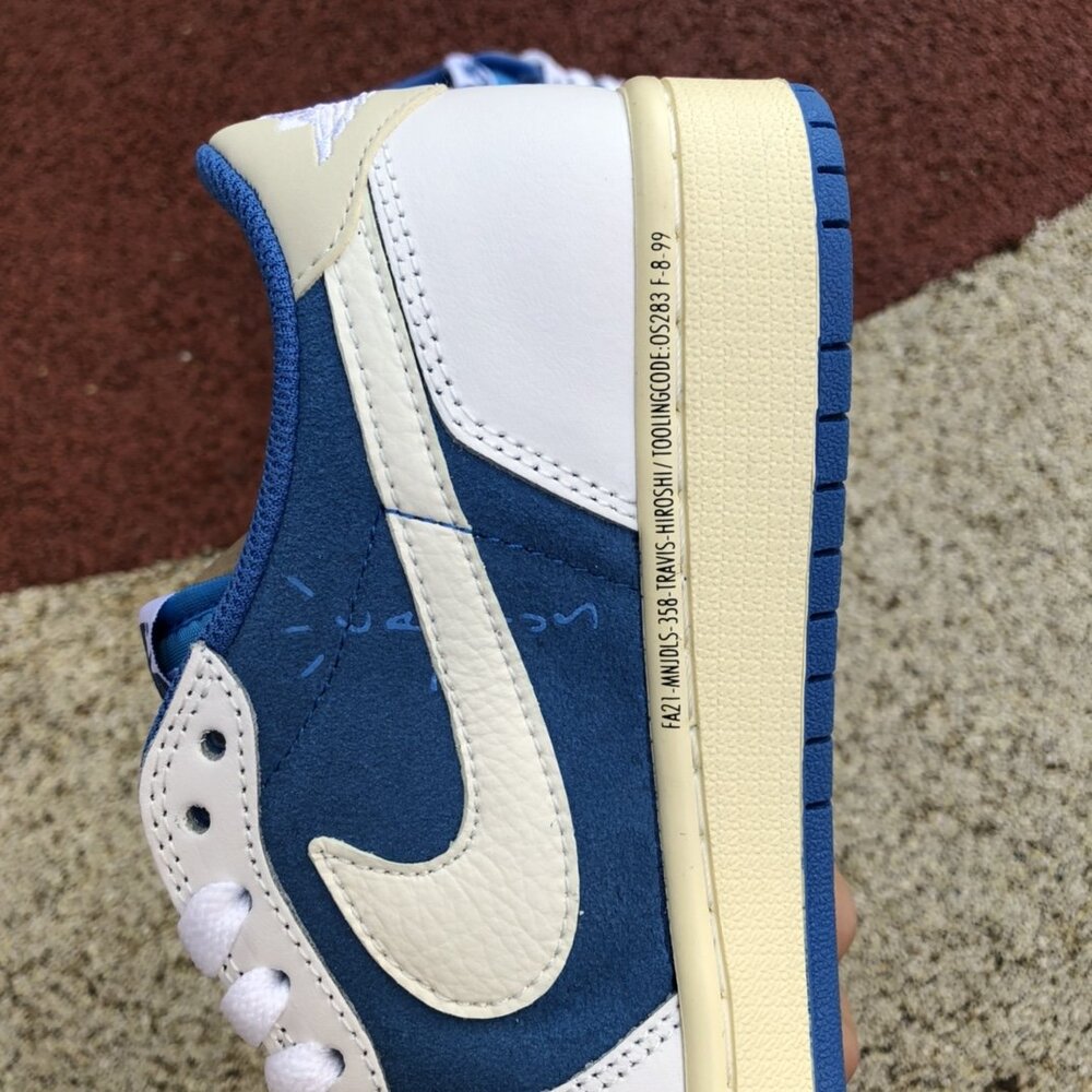 Кроссовки Travis Scott Air Jordan 1 DQ4277-212 фото 5