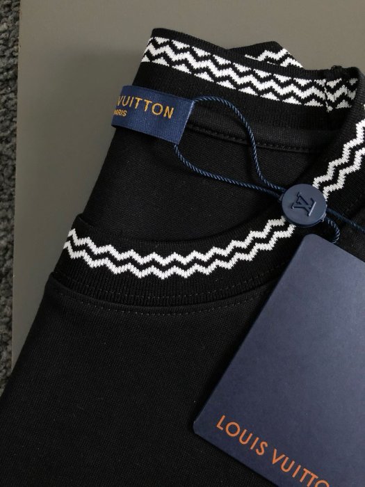T-shirt men's фото 8