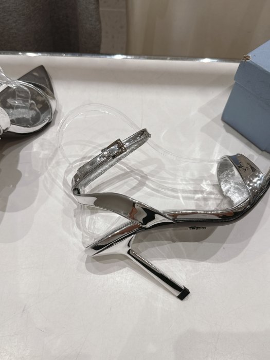 Босоніжки фото 7