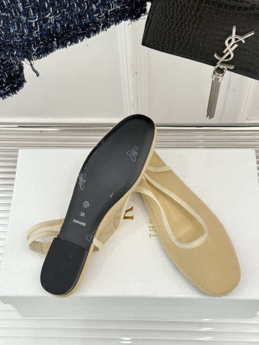 Босоножки фото 9