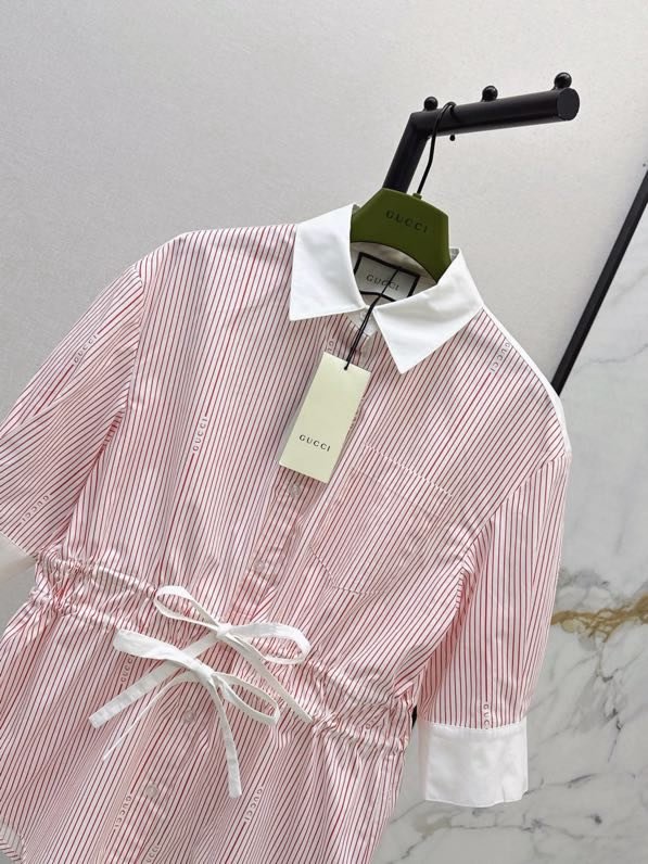 Костюм жіночий фото 2