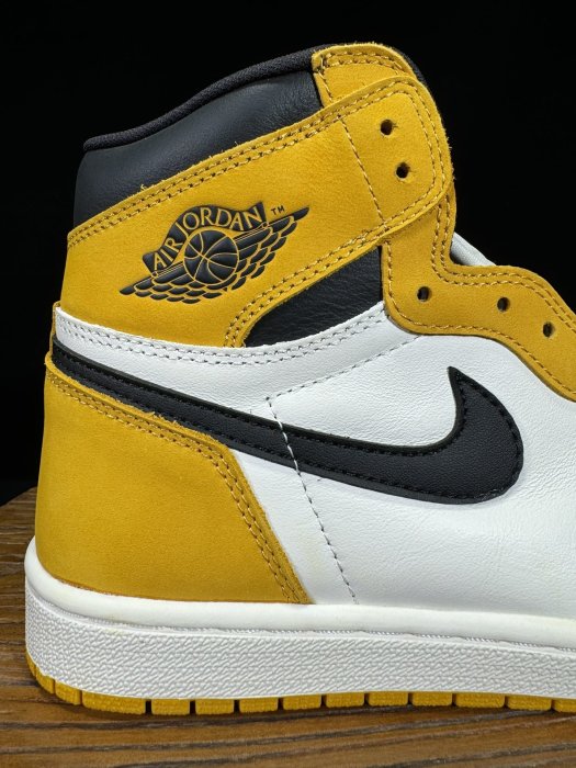 Кросівки Air Jordan 1 фото 5