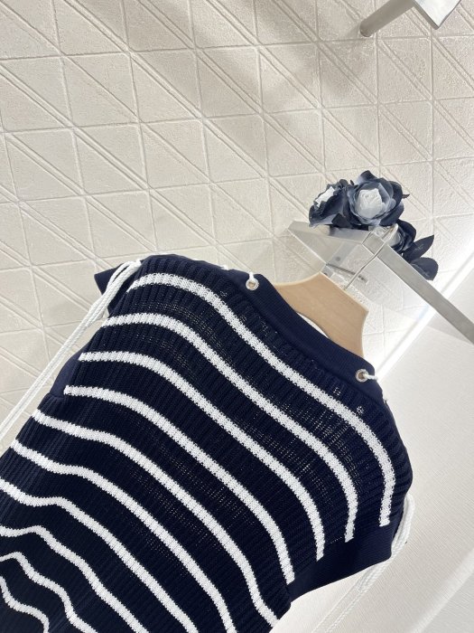 Футболка женская фото 4