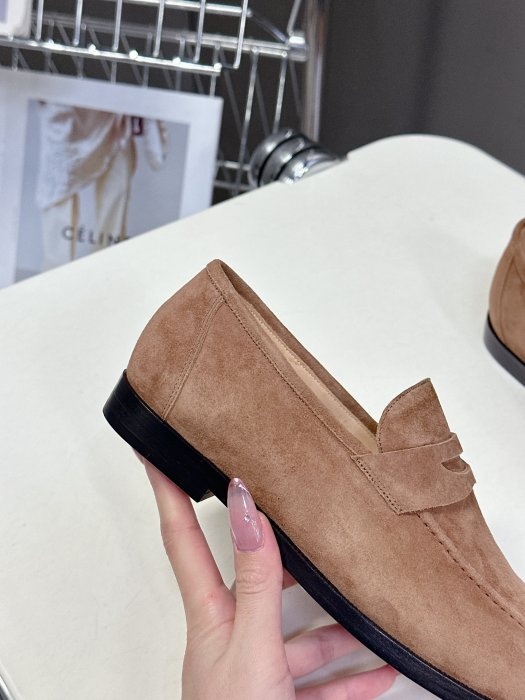 Лоферы женские фото 8