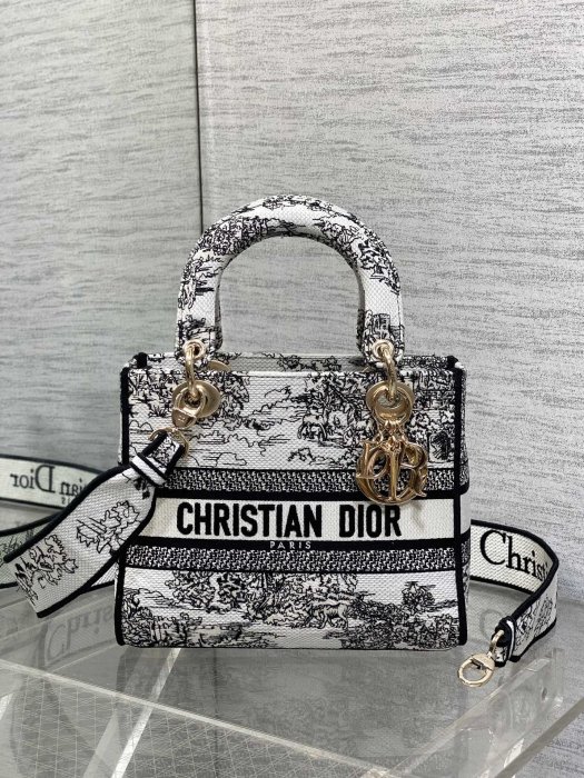 Сумка Lady Dior 24 см