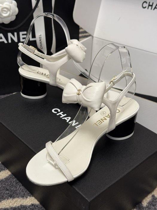 Босоножки фото 4