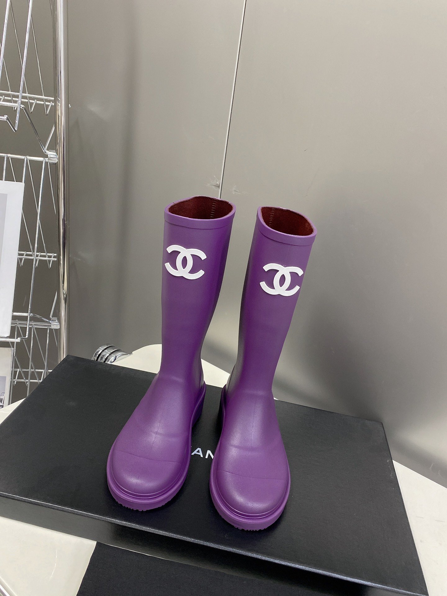 Rubber boots women's purple