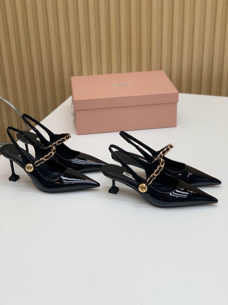 Босоніжки фото 2