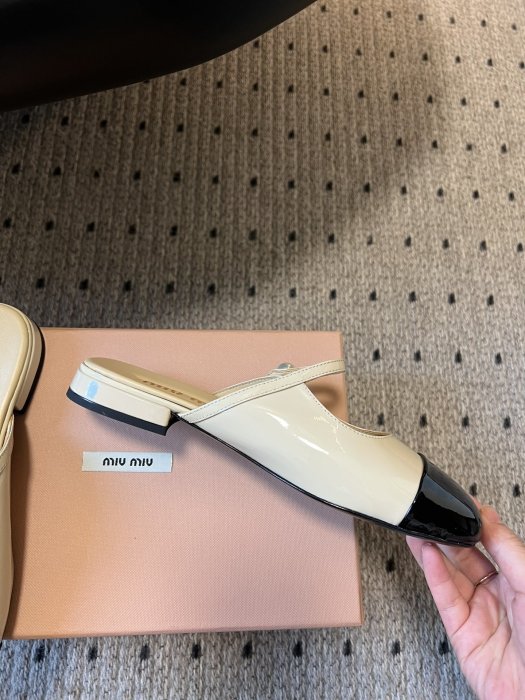 Босоножки фото 7