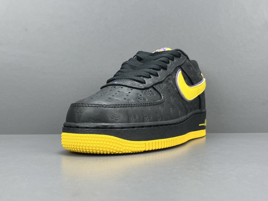 Sneakers Air Force 1 Low Kobe Bryant фото 5