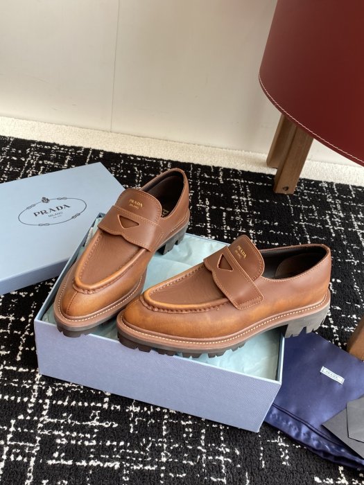 Туфли женские фото 3