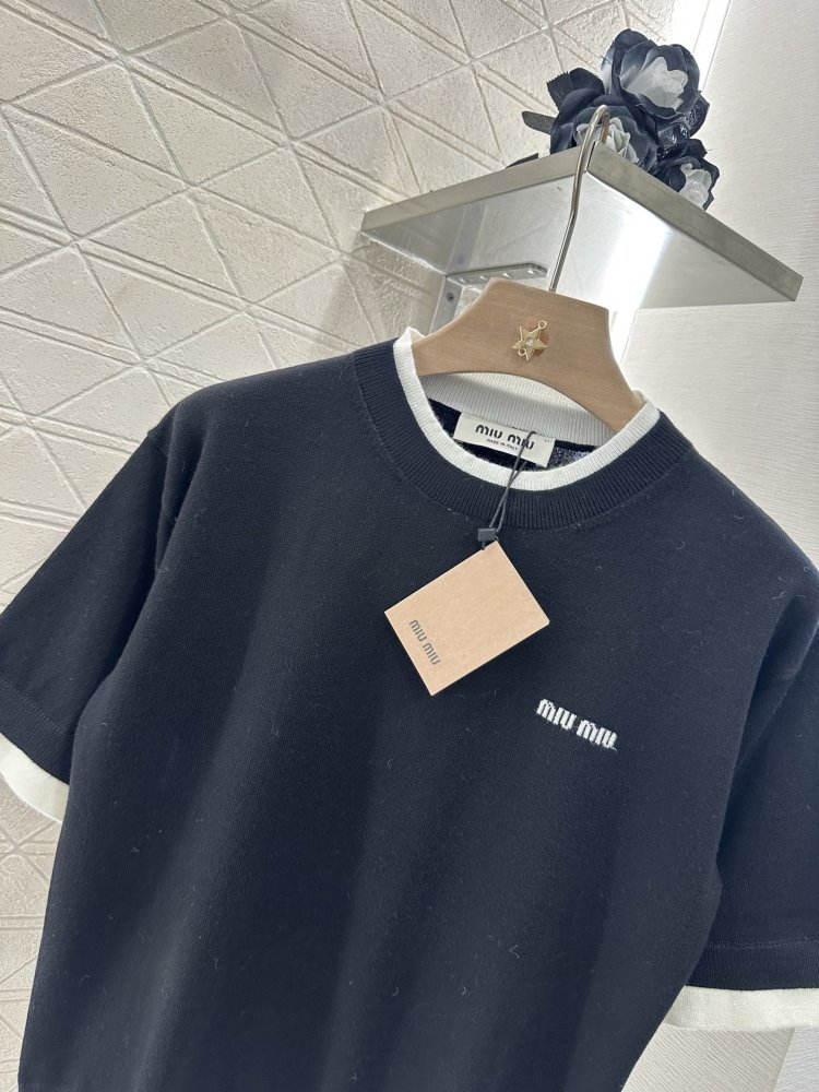 Футболка жіноча фото 3