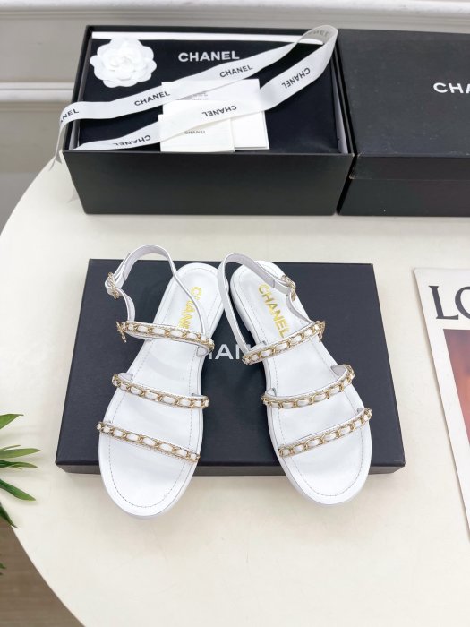 Сандалии женские