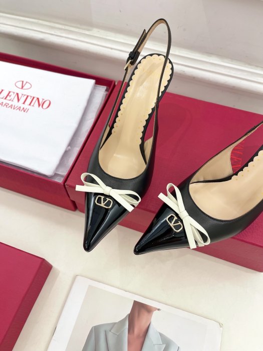 Босоножки фото 6