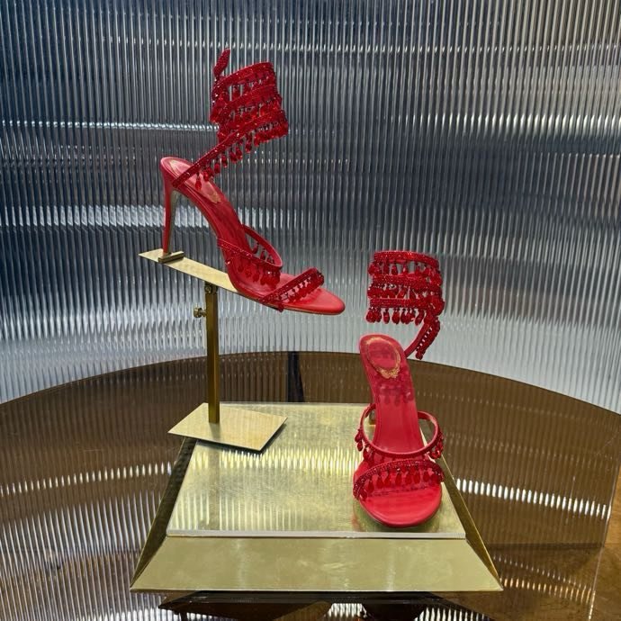 Босоножки фото 6