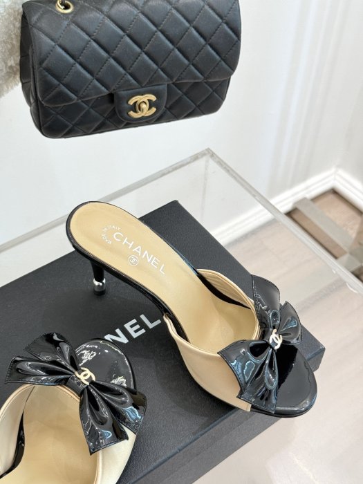 Босоножки фото 5