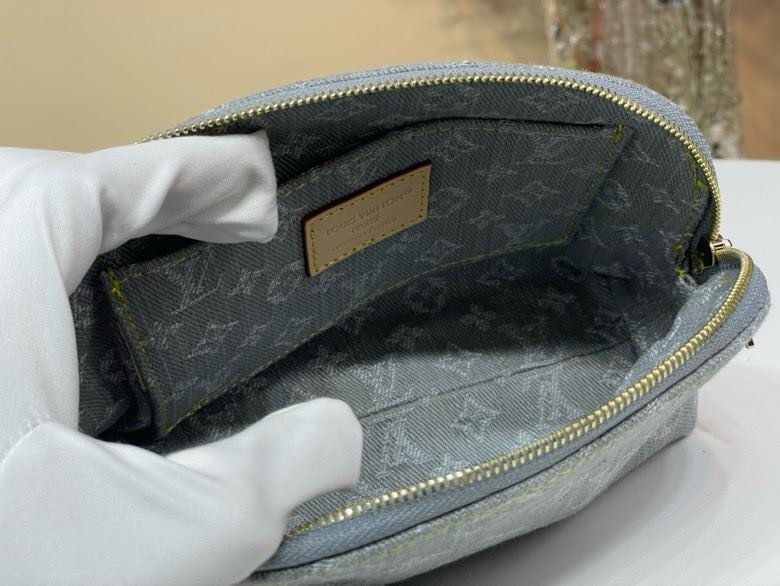 A bag beautician Pochette Cosmetique M47515 фото 6