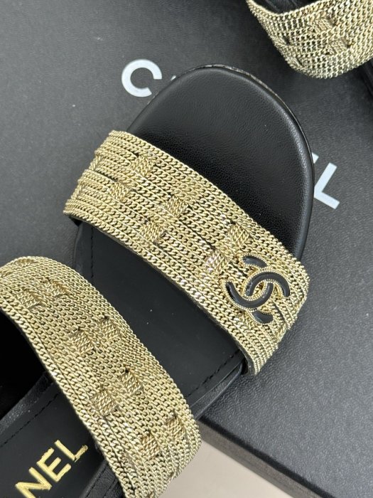 Босоножки фото 7