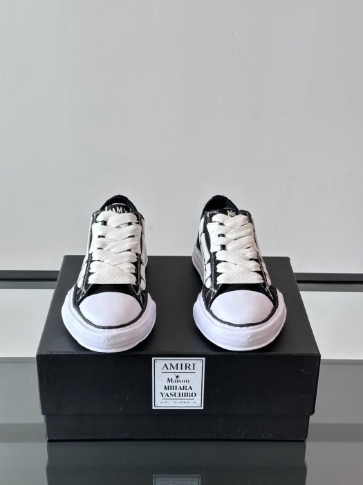 Кросівки чоловічі фото 2