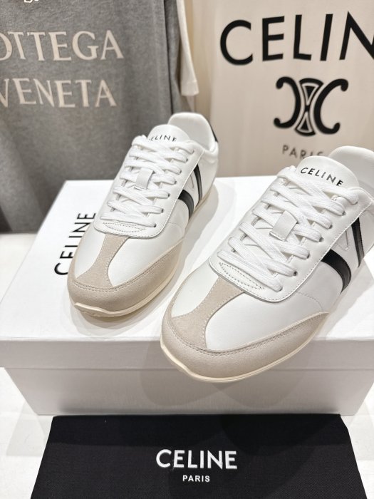 Кроссовки фото 7