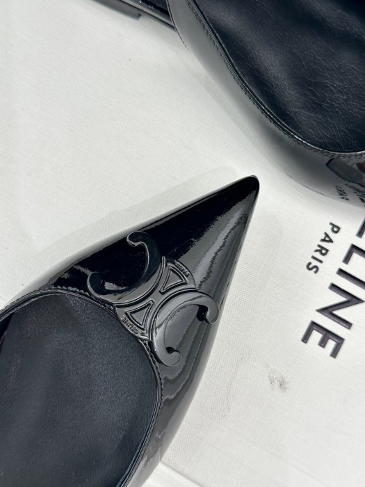 Босоножки фото 6